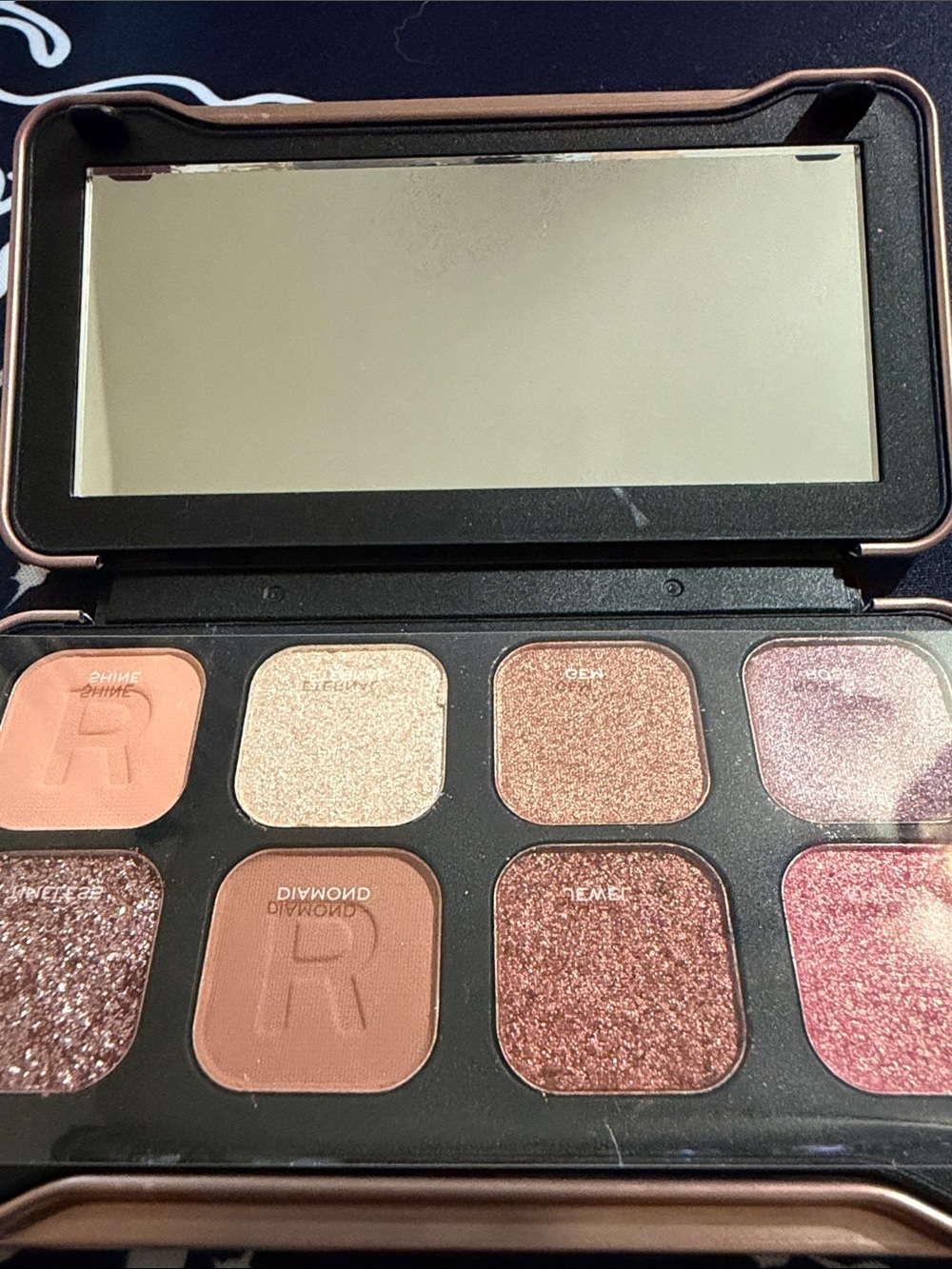Revolution Rose Gold Eyeshadow Palette – Pink, Rose, Champagne & Brown Shades - Picture 6 of 6